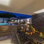Family House Lea Krk Town